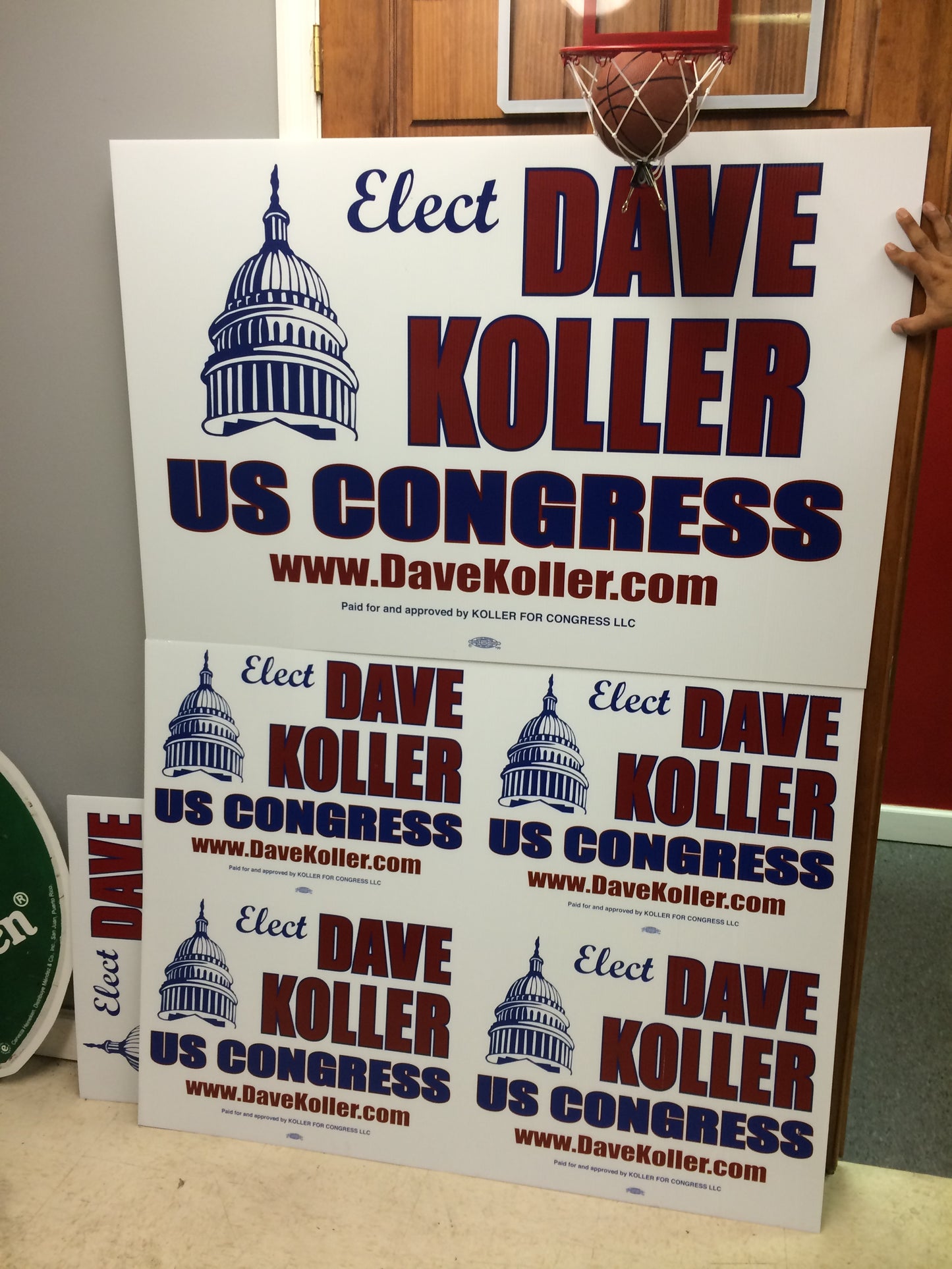 Roadside and Post‑Mounted Campaign Signs