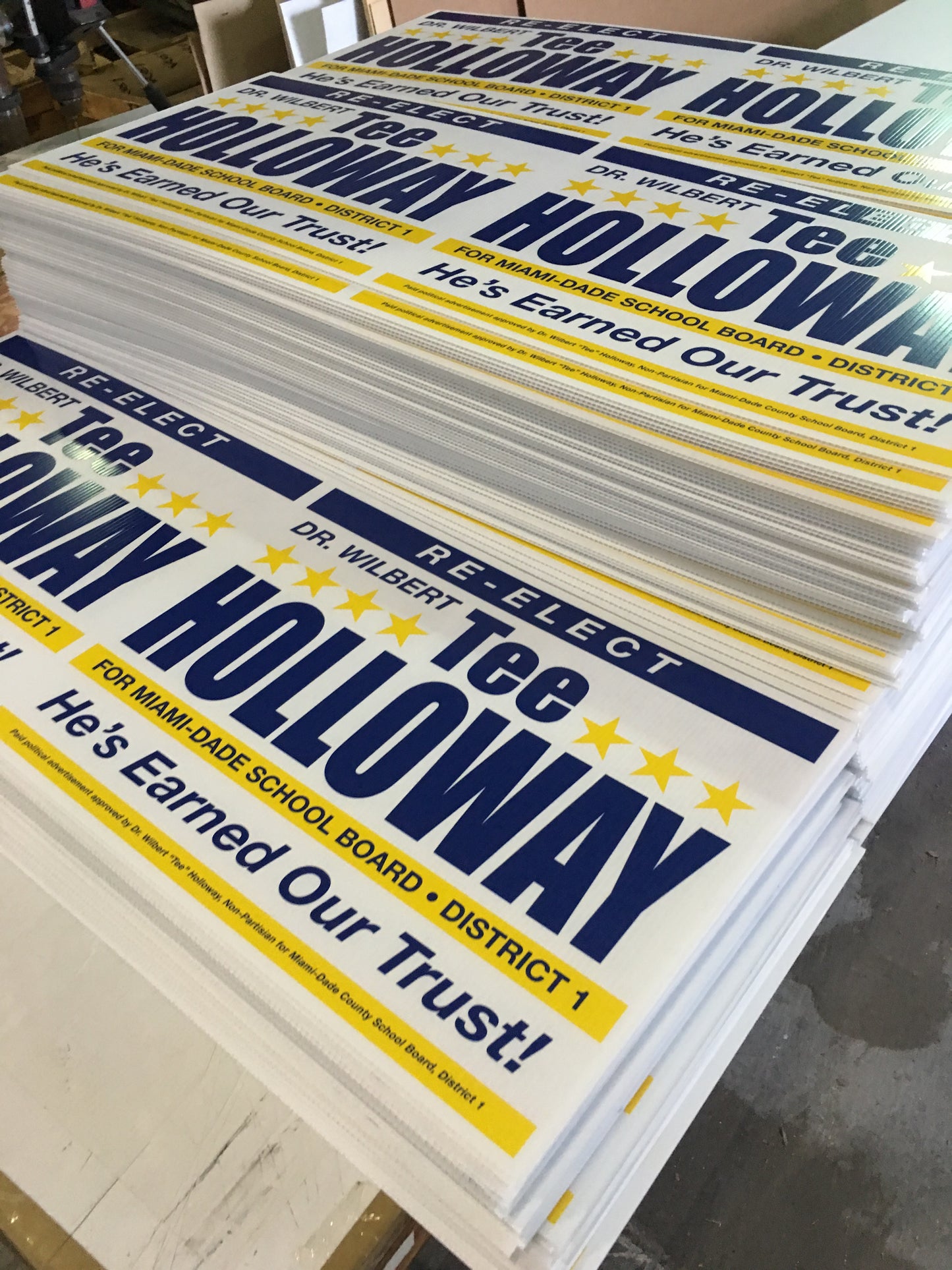 Roadside and Post‑Mounted Campaign Signs