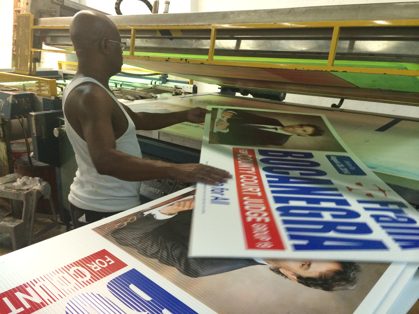 Roadside and Post‑Mounted Campaign Signs