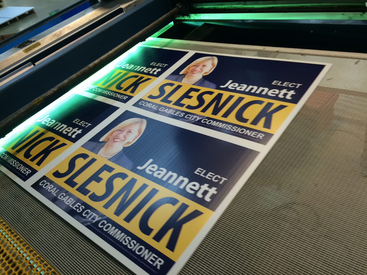 YARD SIGNS 24" x 18" PRINTED TWO SIDED WITH BLEED