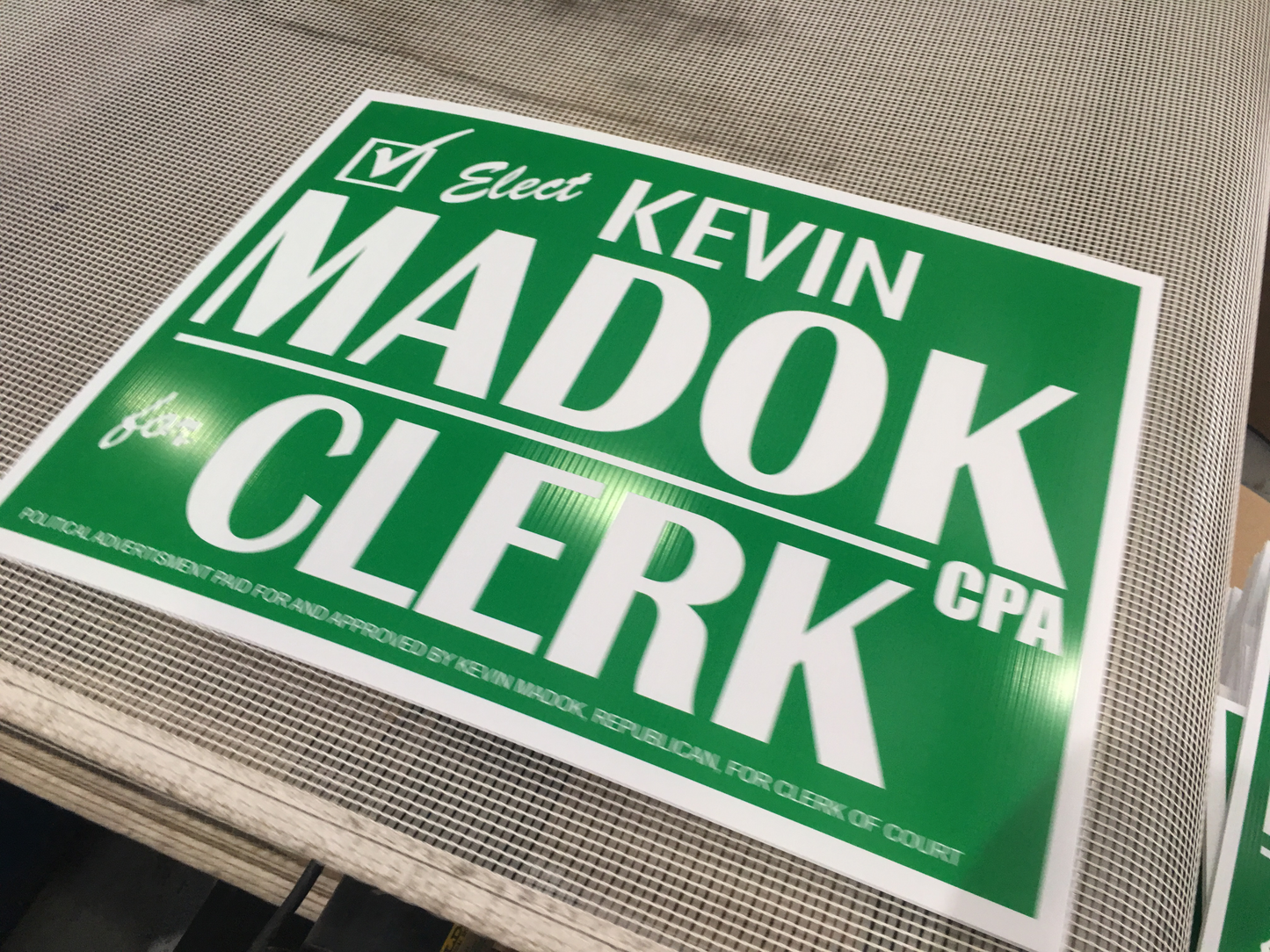 YARD SIGNS 24" x 18" PRINTED TWO SIDED WITH BLEED